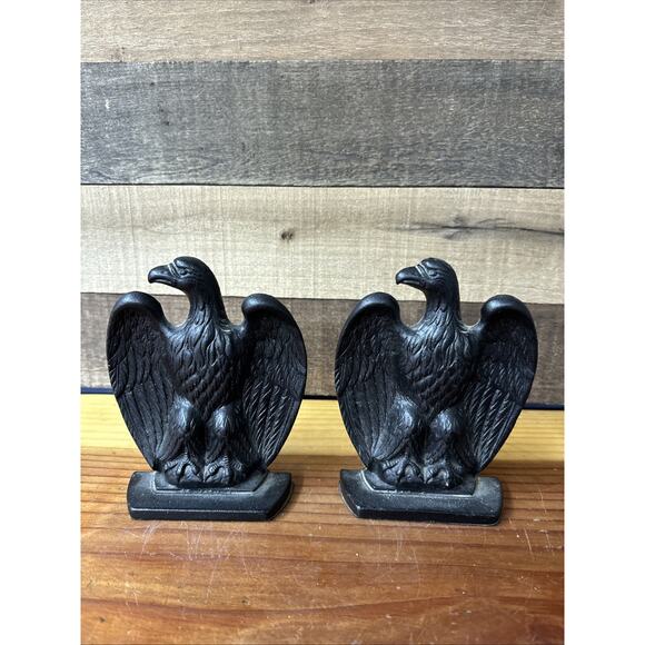 Vintage Pair of Heavy Black Cast Iron American Bald Eagle Book Ends Door Stops - Picture 1 of 9